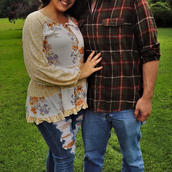 American Eagle Outfitters Tops - American Eagle blouse